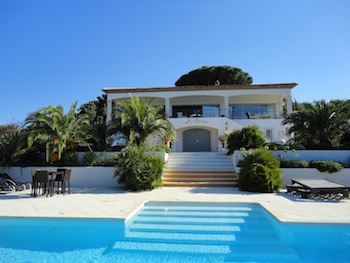 Villa for rent in St Tropez with 7 bedrooms, in 700 sqm of living area.