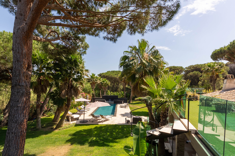 Villa de luxe à Saint Tropez, composée de 7 chambres, pour une surface habitable de 540 m².