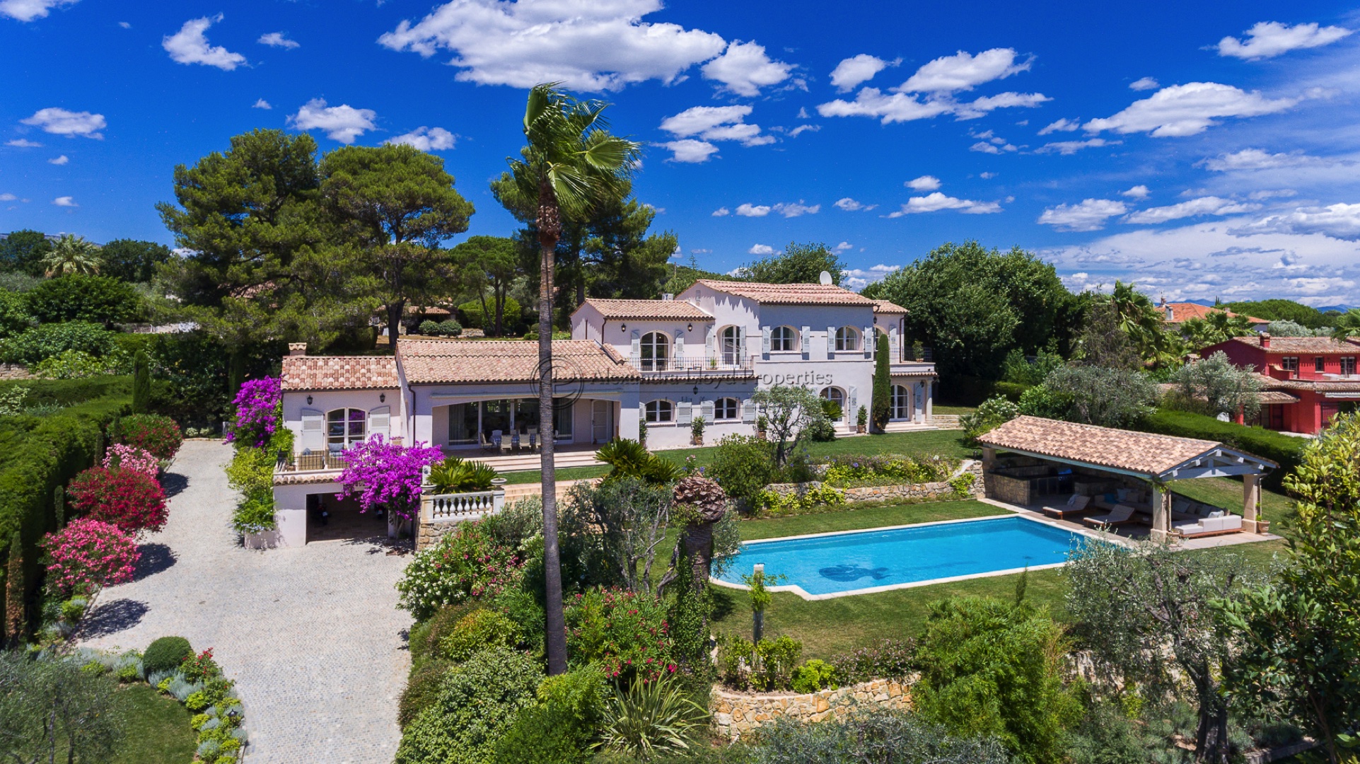 Mougins Luxury Real Estate - Alexandra Lloyd Properties