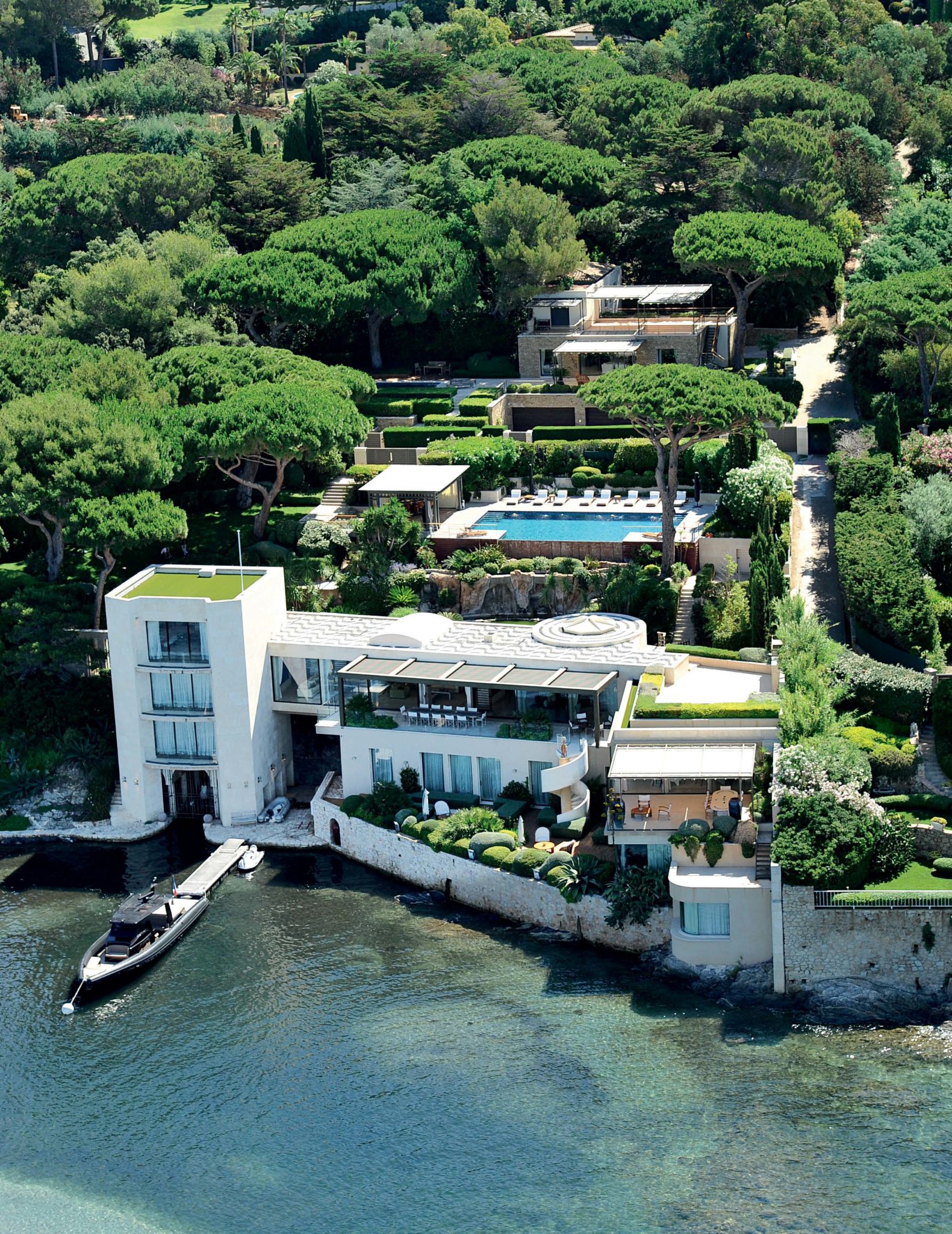 Canoubiers Saint Tropez - Alexandra Lloyd Properties